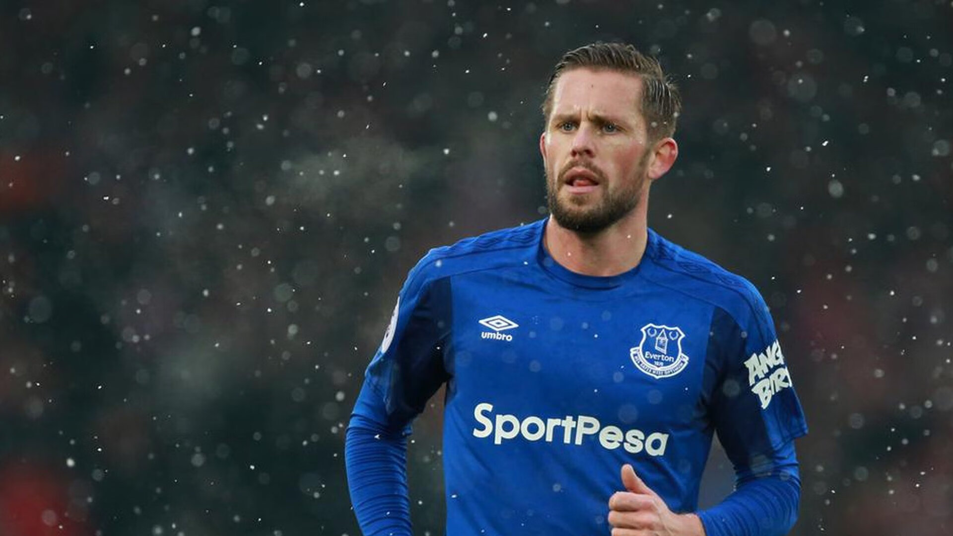 伦敦马拉松热潮不断,选手挑战个人极限,伦敦马拉松2021视频