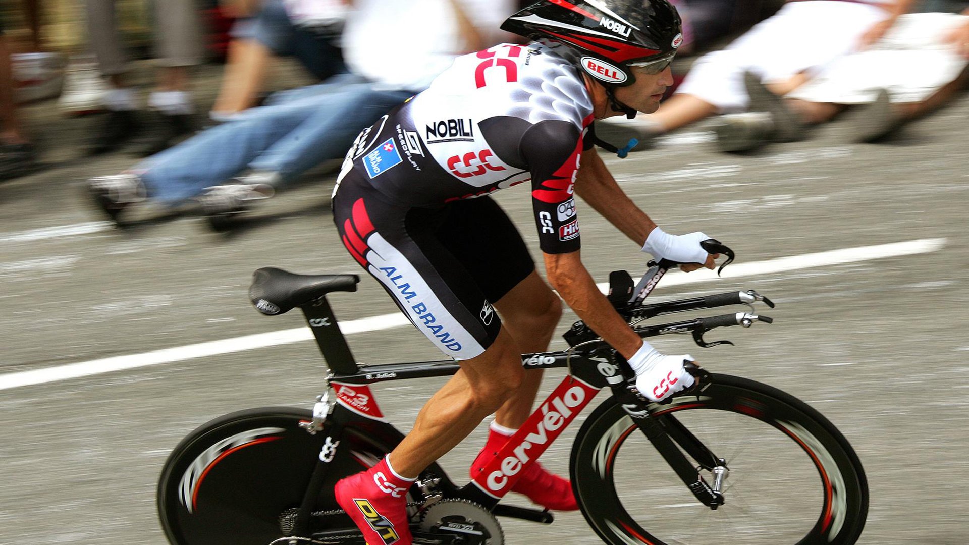 青少年联赛激烈程度提高潜力选手脱颖而出,青少年邀请赛